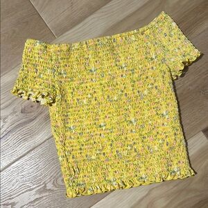 5/$10 Yellow Off-Shoulder Top girls S (6/6x)